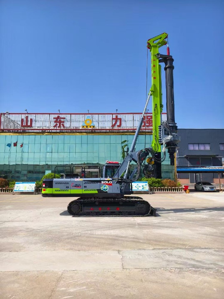 履带锁杆旋挖钻机
